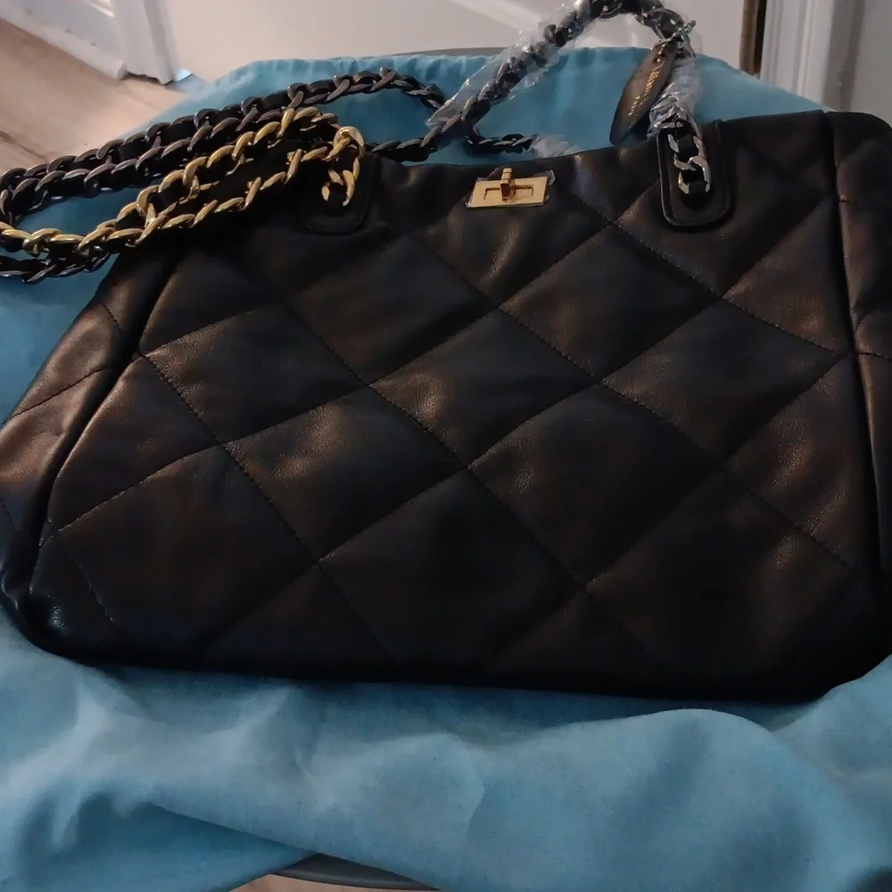 Sold - Picture 4 of 5